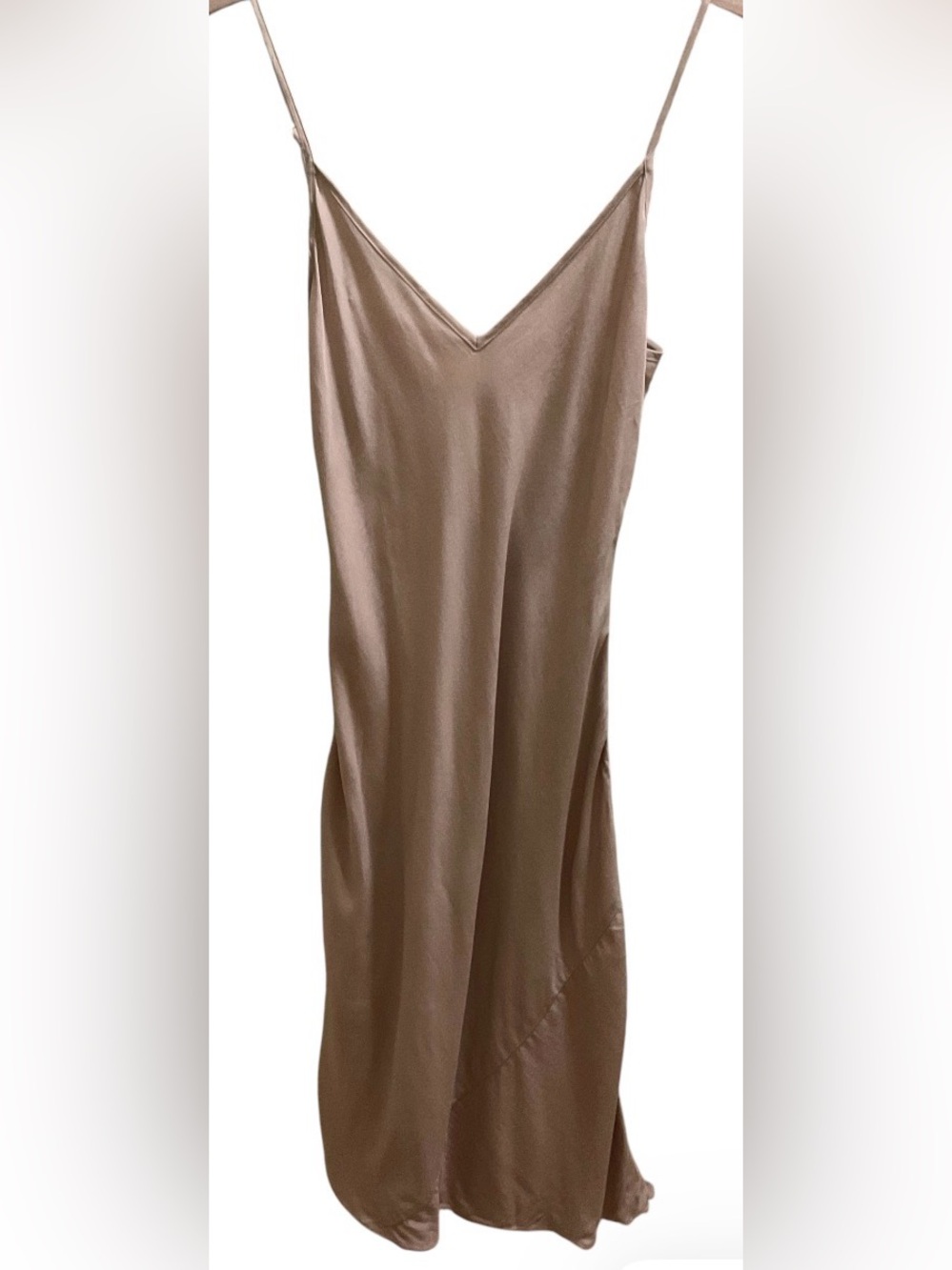 Aritzia Wilfred Only Slip Satin Dress Women’s Size 2 XS Beige V Neckline